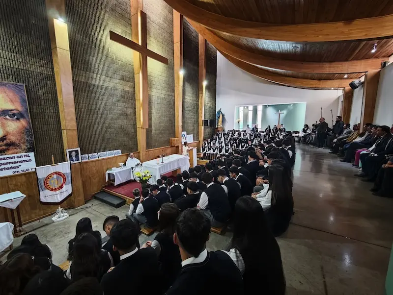 Despedida 4° Medio - Colegio Bicentenario Politécnico San José de Curicó