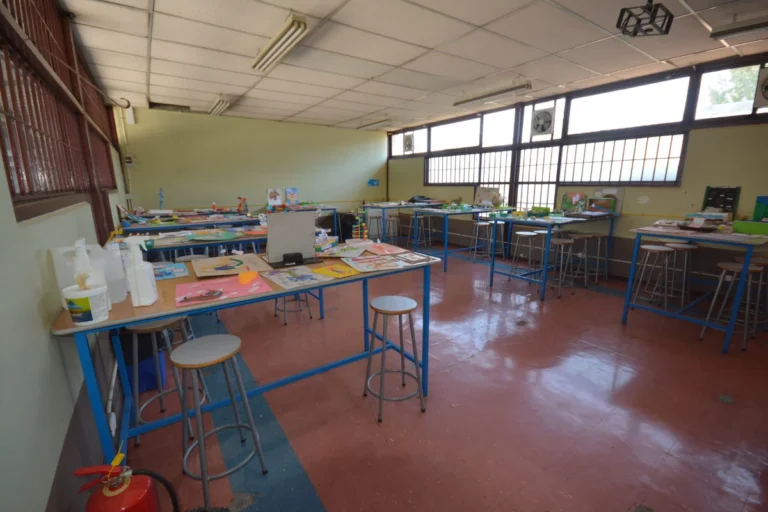 Infraestructura Colegio Bicentenario Politécnico San José de Curicó